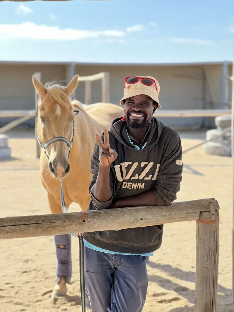 1HoofAndTravelPferdNamibiaArbeit